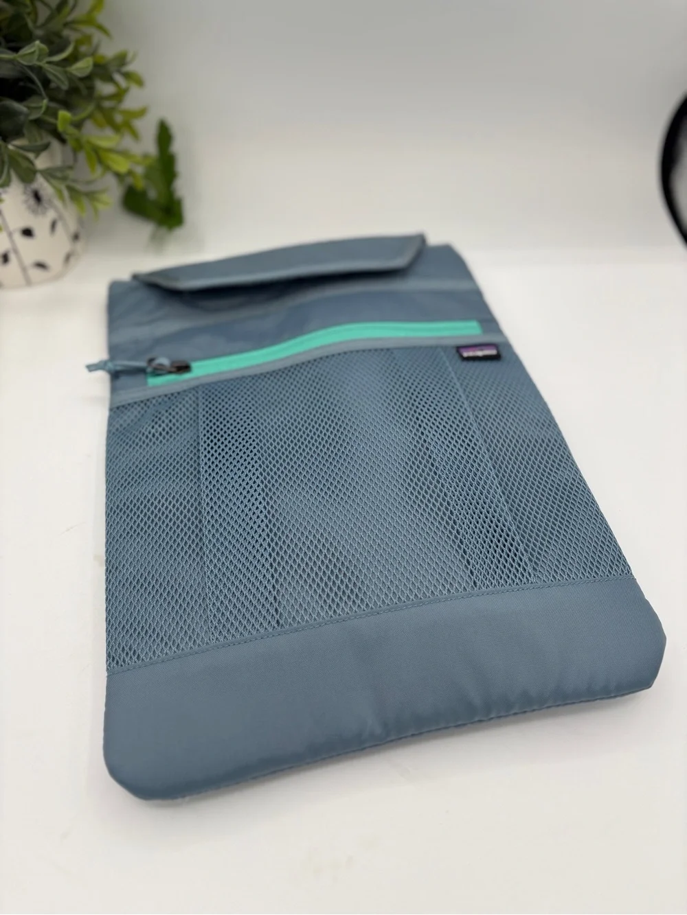 Patagonia Slate Blue Laptop Sleeve with Mint Accent Zipper